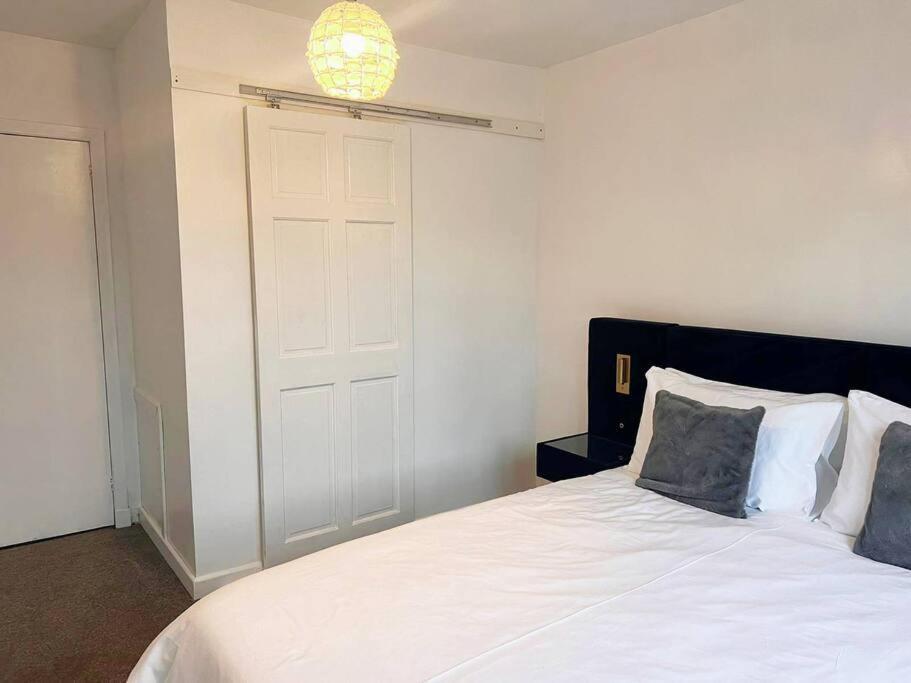 Shared House In Inverness 인버네스 외부 사진