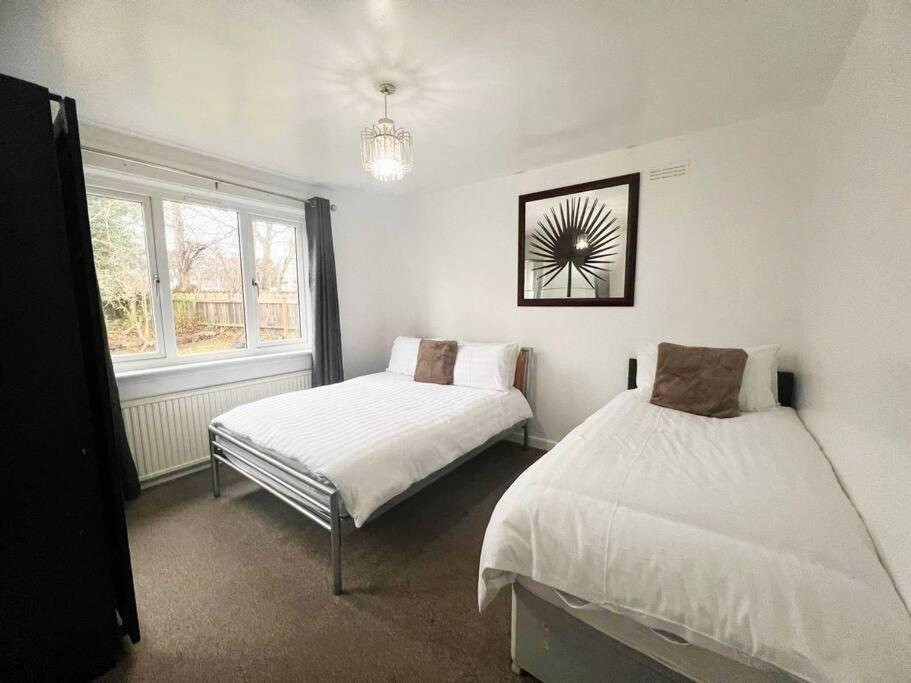 Shared House In Inverness 인버네스 외부 사진