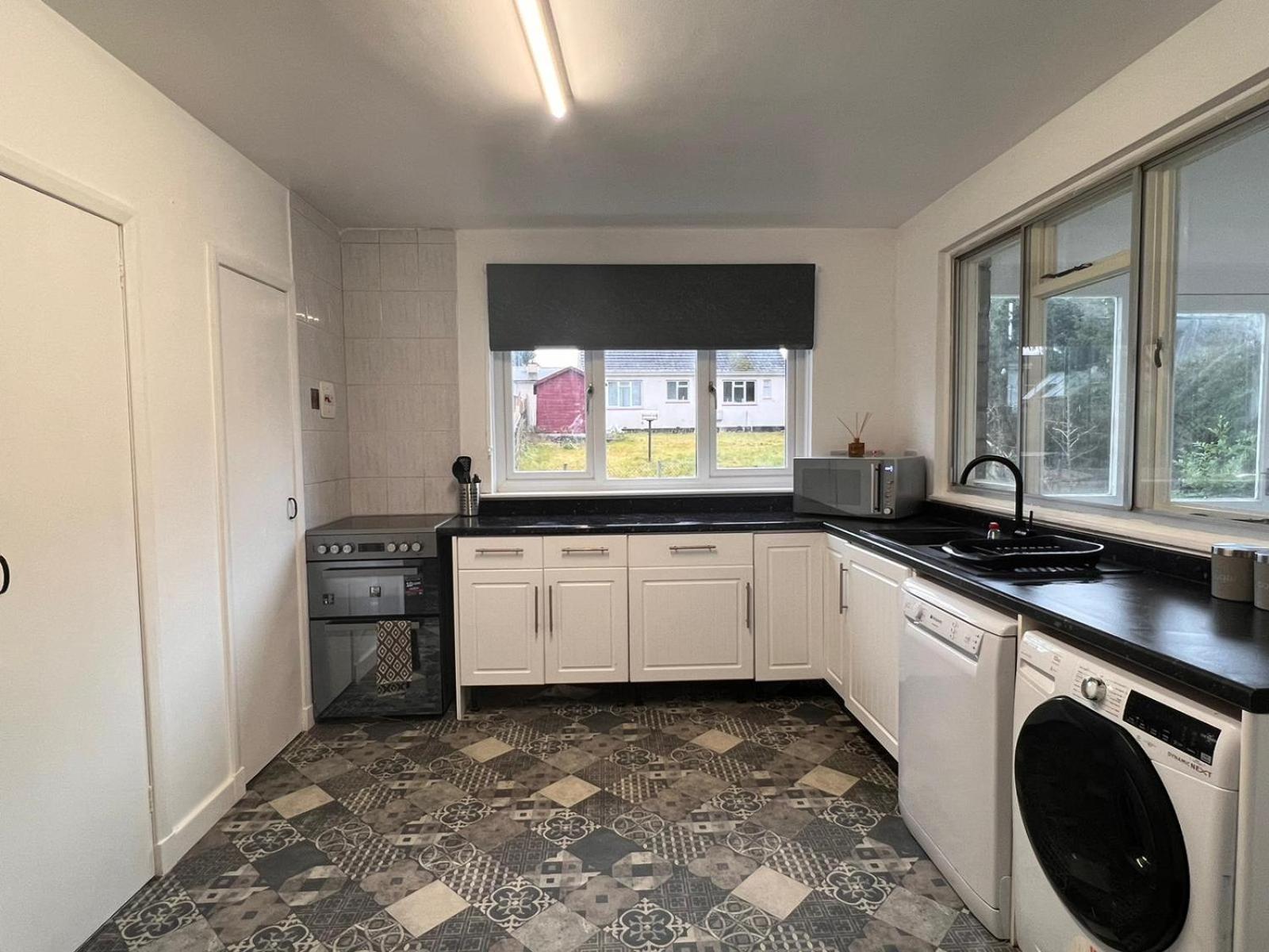 Shared House In Inverness 인버네스 외부 사진