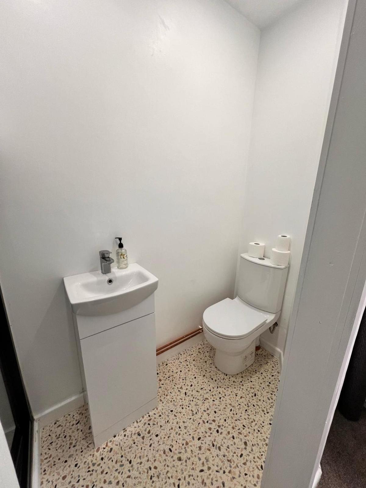 Shared House In Inverness 인버네스 외부 사진